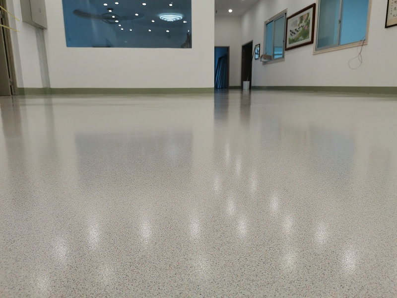 环氧彩砂自流平地坪
