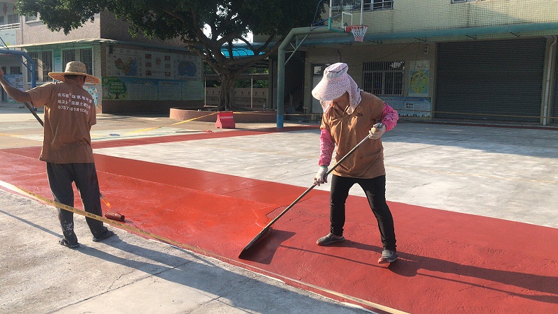 压克力运动场地坪施工