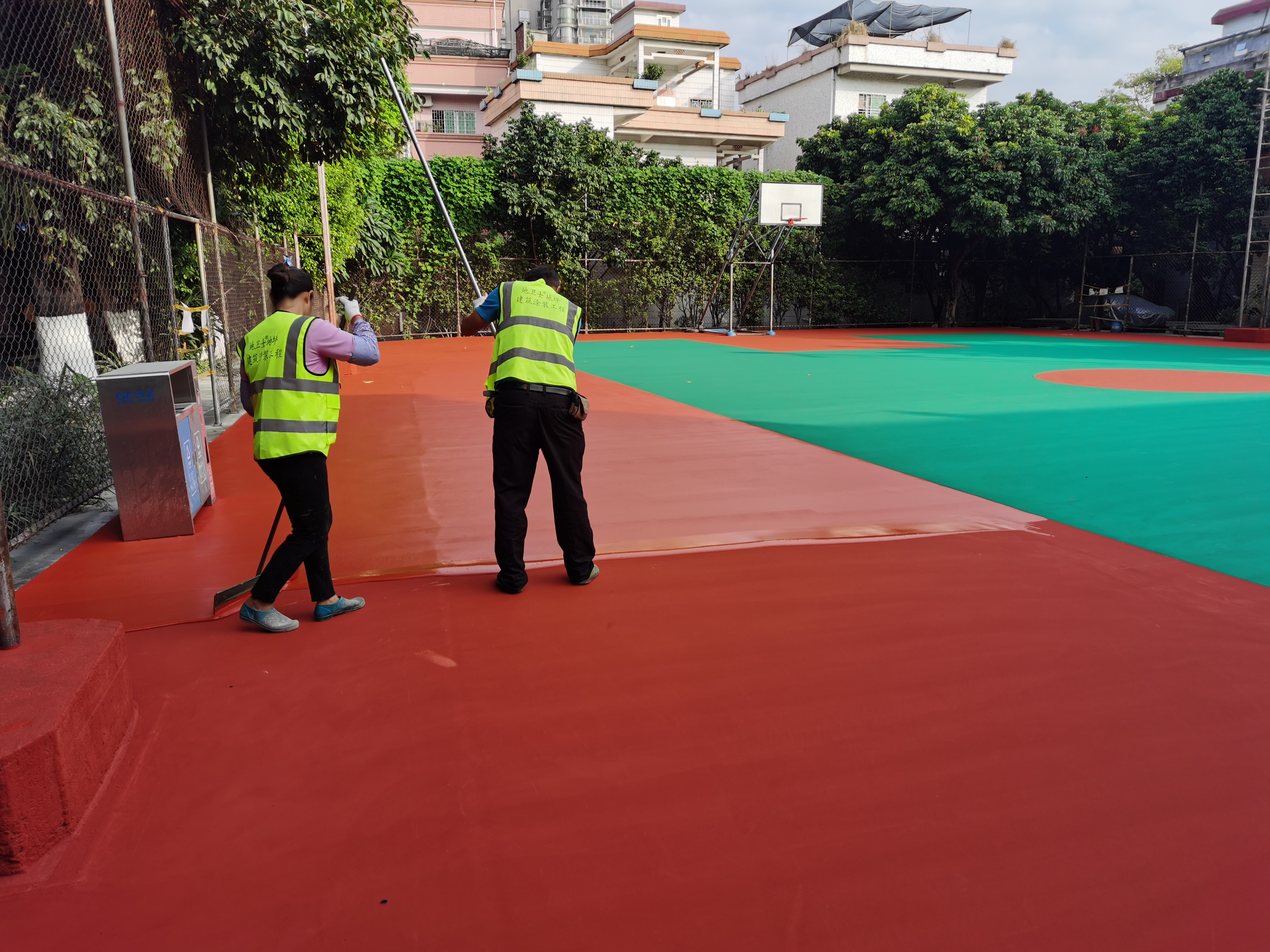 自流平地面漆施工现场