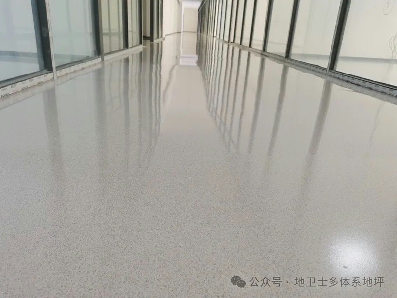 环氧彩砂自流平地坪漆