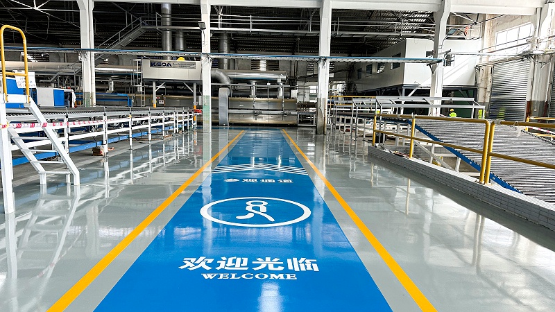 珠海市白兔陶瓷有限公司砂浆镘面流展型环氧地坪及纳米光亮超耐磨完工图