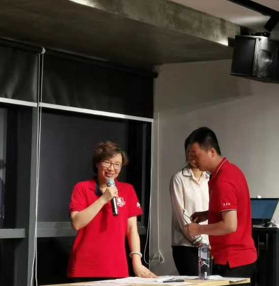 地卫士地坪漆,头脑风暴,销售话术,佛山环氧地坪漆厂家,地坪漆工程,地卫士参加会议